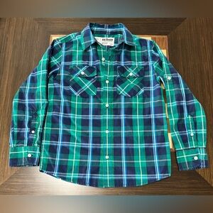 Urban Pipeline boys long sleeve collared shirt blue green plaid size medium.
